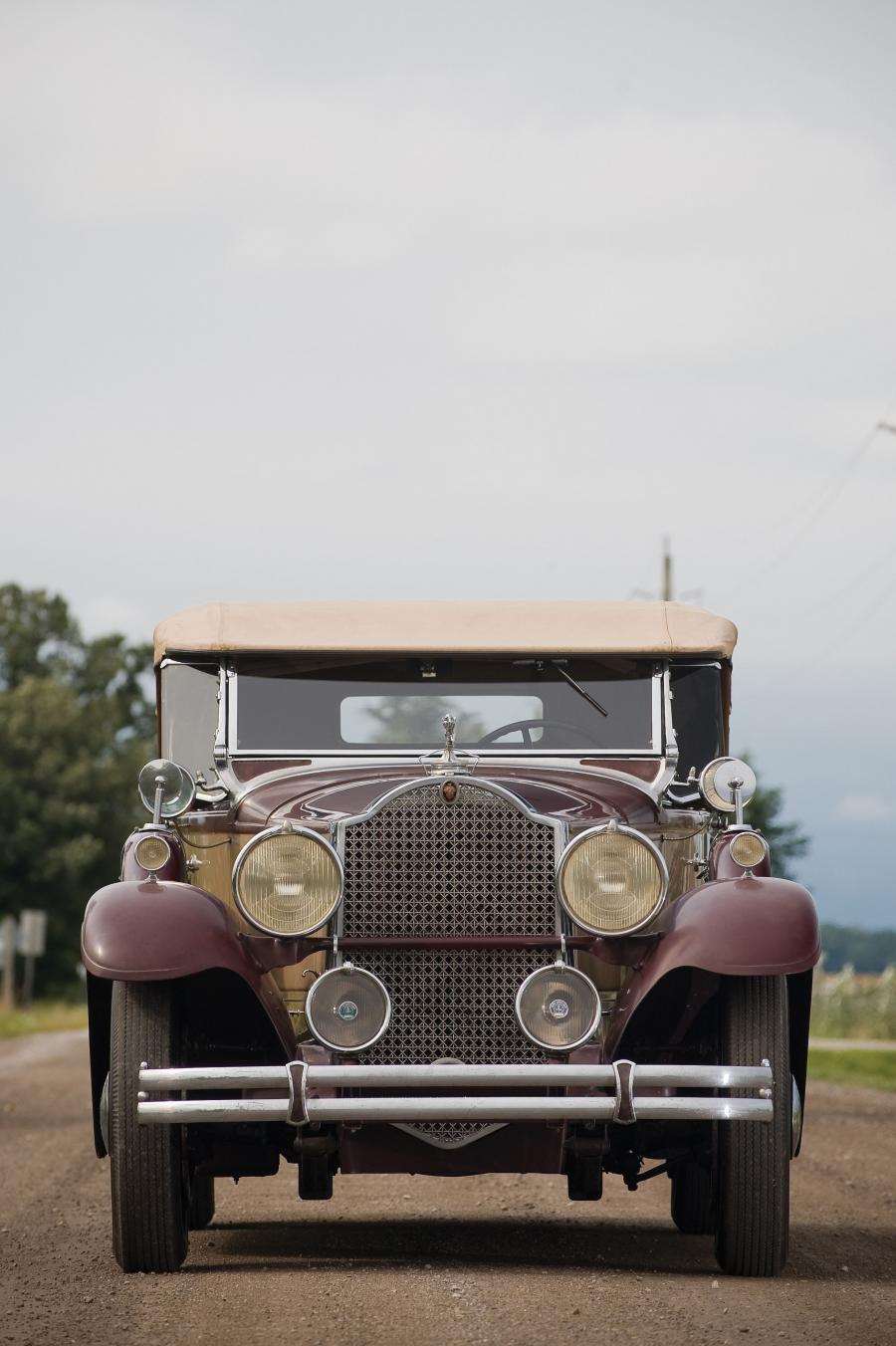  Packard Model 833 Dual Cowl Sport Phaeton 1931 года  (фото 10 из 24)